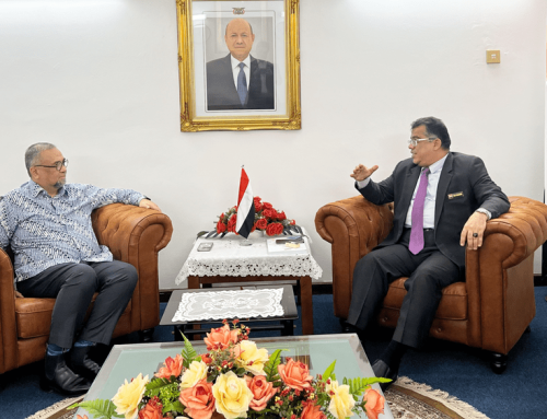 باحميد يبحث مع رئيس الوكالة الماليزية للخدمات التعليمية أوضاع الطلاب اليمنيين في ماليزيا وآفاق تعزيز التعاون المشترك