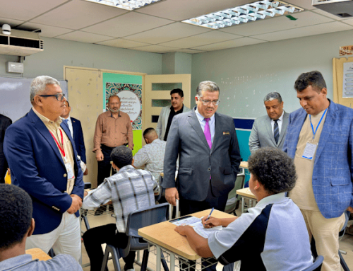 السفير باحميد يدشّن اختبارات إنهاء الثانوية العامة لطلاب المدارس اليمنية في ماليزيا