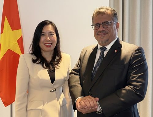 السفير باحميد يطلع نائبة وزير الخارجية الفيتنامية على مستجدات الأوضاع في اليمن