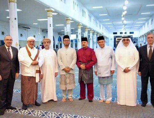 السفير باحميد يشارك في الإفطار الرمضاني للشرطة الملكية الماليزية