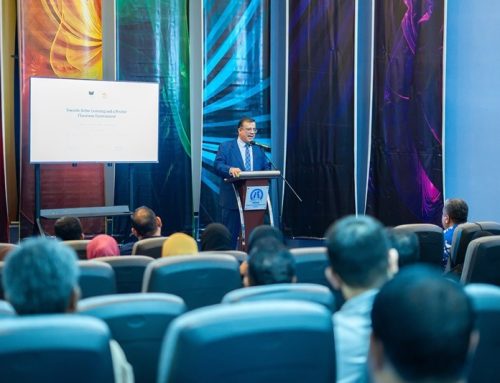 السفير باحميد يدشّن دورة تدريبية لمعلمي المدارس اليمنية في ماليزيا